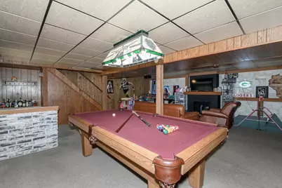2002  Dixie Dr, Waukesha, WI 53189 - Photo 22