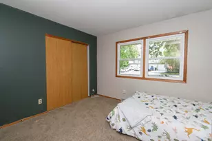 2002 Dixie Dr, Waukesha, WI 53189 - Photo 16
