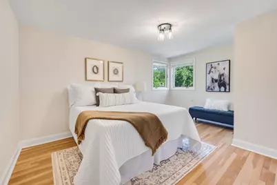6261 N Bay Ridge Ave, Whitefish Bay, WI 53217 - Photo 12