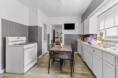 1707 W Burnham St, Milwaukee, WI 53204 - Photo 10