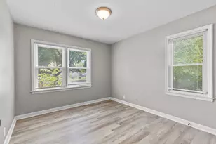 5675 N 58th St, Milwaukee, WI 53218 - Photo 10