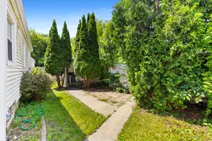 5675 N 58th St, Milwaukee, WI 53218 - Photo 2
