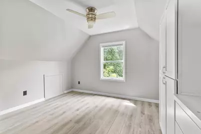 5675 N 58th St, Milwaukee, WI 53218 - Photo 12