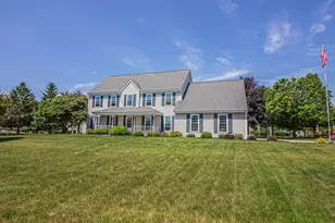W196N11351 Shadow Wood Dr, Germantown, WI 53022 - Photo 26