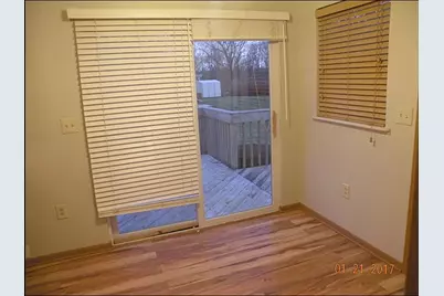 1227 N Tombeau Rd, Bloomfield, WI 53128 - Photo 14
