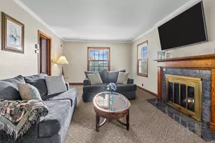 3354 S 47th St, Greenfield, WI 53219 - Photo 6