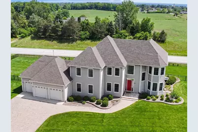 3268  Bay Hill Rd, Port Washington, WI 53074 - Photo 1