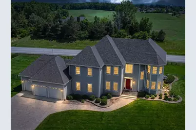3268  Bay Hill Rd, Port Washington, WI 53074 - Photo 2
