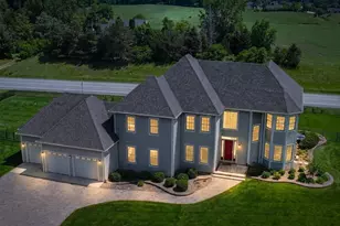 3268 Bay Hill Rd, Port Washington, WI 53074 - Photo 2