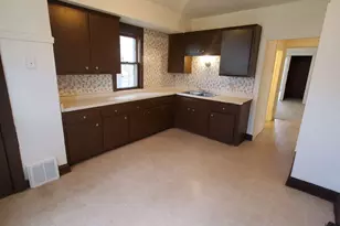 3134 N 35th St, Milwaukee, WI 53216 - Photo 2