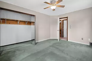 W163N11463 Windsor Ct, Germantown, WI 53022 - Photo 14