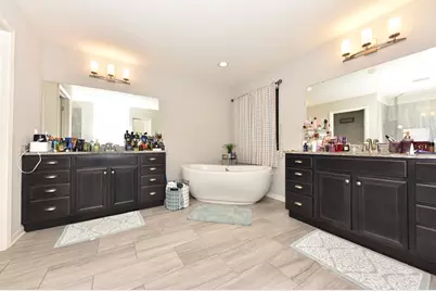 7355 N Cassie Ave, Milwaukee, WI 53224 - Photo 20