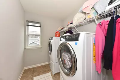 7355 N Cassie Ave, Milwaukee, WI 53224 - Photo 28
