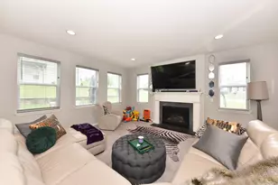 7355 N Cassie Ave, Milwaukee, WI 53224 - Photo 12