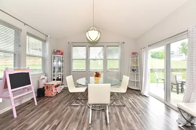 7355 N Cassie Ave, Milwaukee, WI 53224 - Photo 16