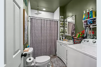 2467 W Cherry St, Milwaukee, WI 53205 - Photo 12