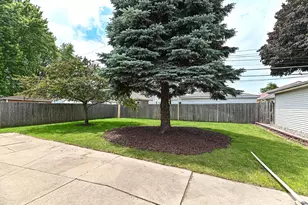 7916 22nd Ave, Kenosha, WI 53143 - Photo 38