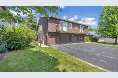 2412  Cross Creek Dr #C, Sheboygan, WI 53081 - Photo 1