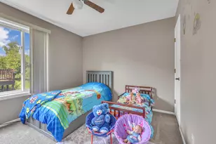2412 Crosscreek Dr, Sheboygan, WI 53081 - Photo 12