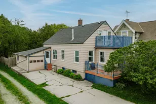 113 S Milwaukee St, Fredonia, WI 53021 - Photo 2