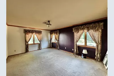 1303  Hadley Ct, Watertown, WI 53098 - Photo 14