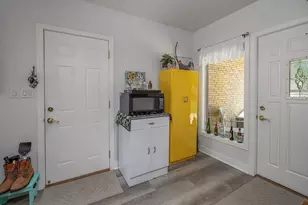 1618 S Wildwood Dr, New Berlin, WI 53151 - Photo 22