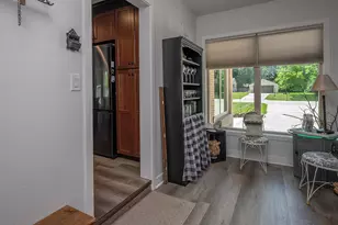 1618 S Wildwood Dr, New Berlin, WI 53151 - Photo 24