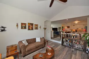 1059 Stratford Ct, Racine, WI 53406 - Photo 16