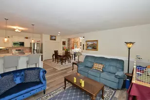 1059 Stratford Ct, Racine, WI 53406 - Photo 4