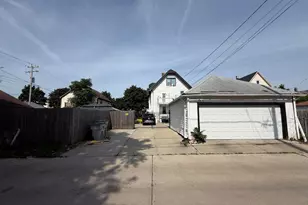 2727 N 24th Pl, Milwaukee, WI 53206 - Photo 30