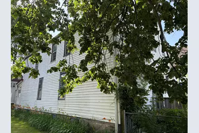 2727 N 24th Pl, Milwaukee, WI 53206 - Photo 6
