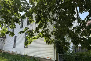 2727 N 24th Pl, Milwaukee, WI 53206 - Photo 6
