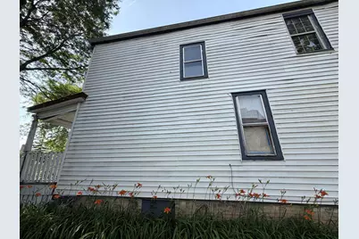 2727 N 24th Pl, Milwaukee, WI 53206 - Photo 12