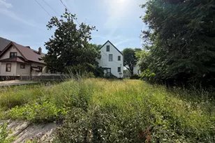 2727 N 24th Pl, Milwaukee, WI 53206 - Photo 32