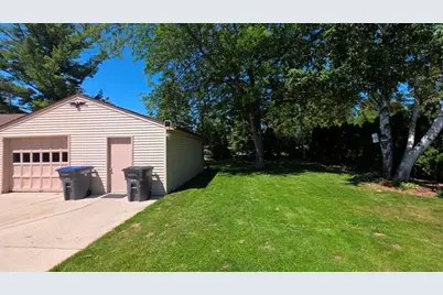 1416 N 31st St, Sheboygan, WI 53081 - Photo 22