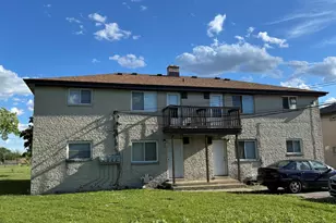 8754 W Carmen Ave, Milwaukee, WI 53225 - Photo 16