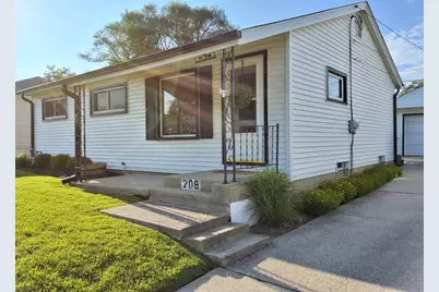 708  Columbia Ave, South Milwaukee, WI 53172 - Photo 2