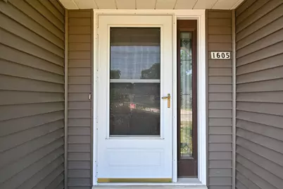1605  Drexel Blvd, South Milwaukee, WI 53172 - Photo 4
