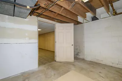 7016 N 86th St, Milwaukee, WI 53224 - Photo 36