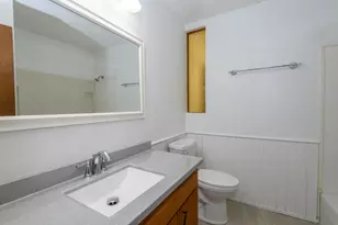 7016 N 86th St, Milwaukee, WI 53224 - Photo 10