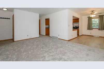 7016 N 86th St, Milwaukee, WI 53224 - Photo 30