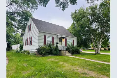 1236 S 104th St, West Allis, WI 53214 - Photo 2