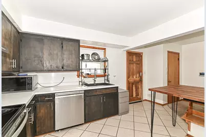 1236 S 104th St, West Allis, WI 53214 - Photo 12