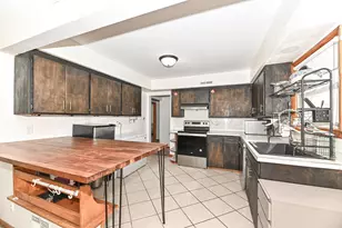1236 S 104th St, West Allis, WI 53214 - Photo 14