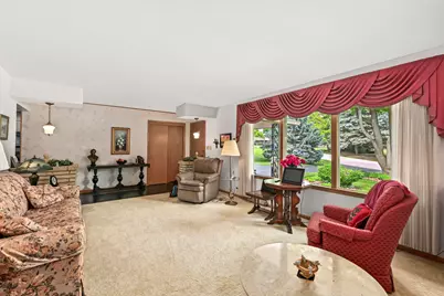 895  Copenhill Dr, Brookfield, WI 53186 - Photo 16