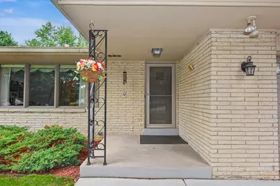 895  Copenhill Dr, Brookfield, WI 53186 - Photo 34