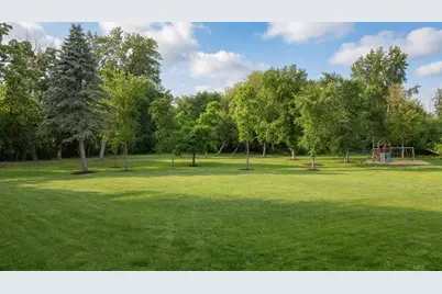 4838 W Glen Cove Ct, Mequon, WI 53092 - Photo 44