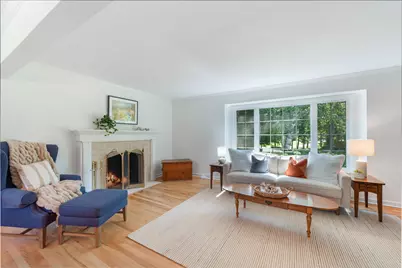 4838 W Glen Cove Ct, Mequon, WI 53092 - Photo 6