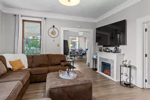 936 N 15th St, Manitowoc, WI 54220 - Photo 6