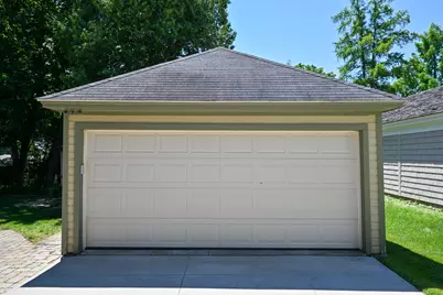 821 W Grand Ave, Port Washington, WI 53074 - Photo 34